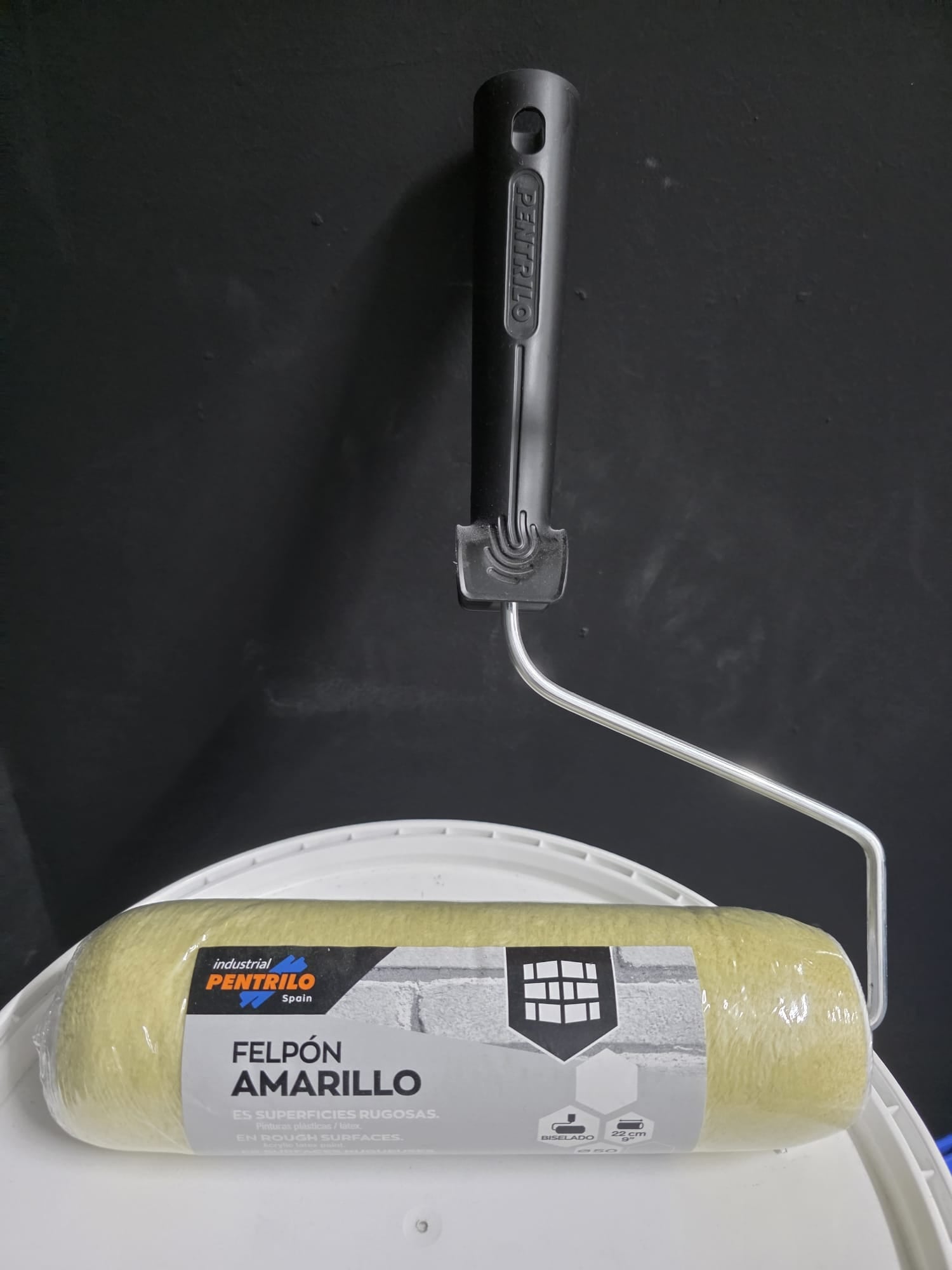 Rodillo Felpón Amarillo Pentrilo - Especial Superficies Rugosas